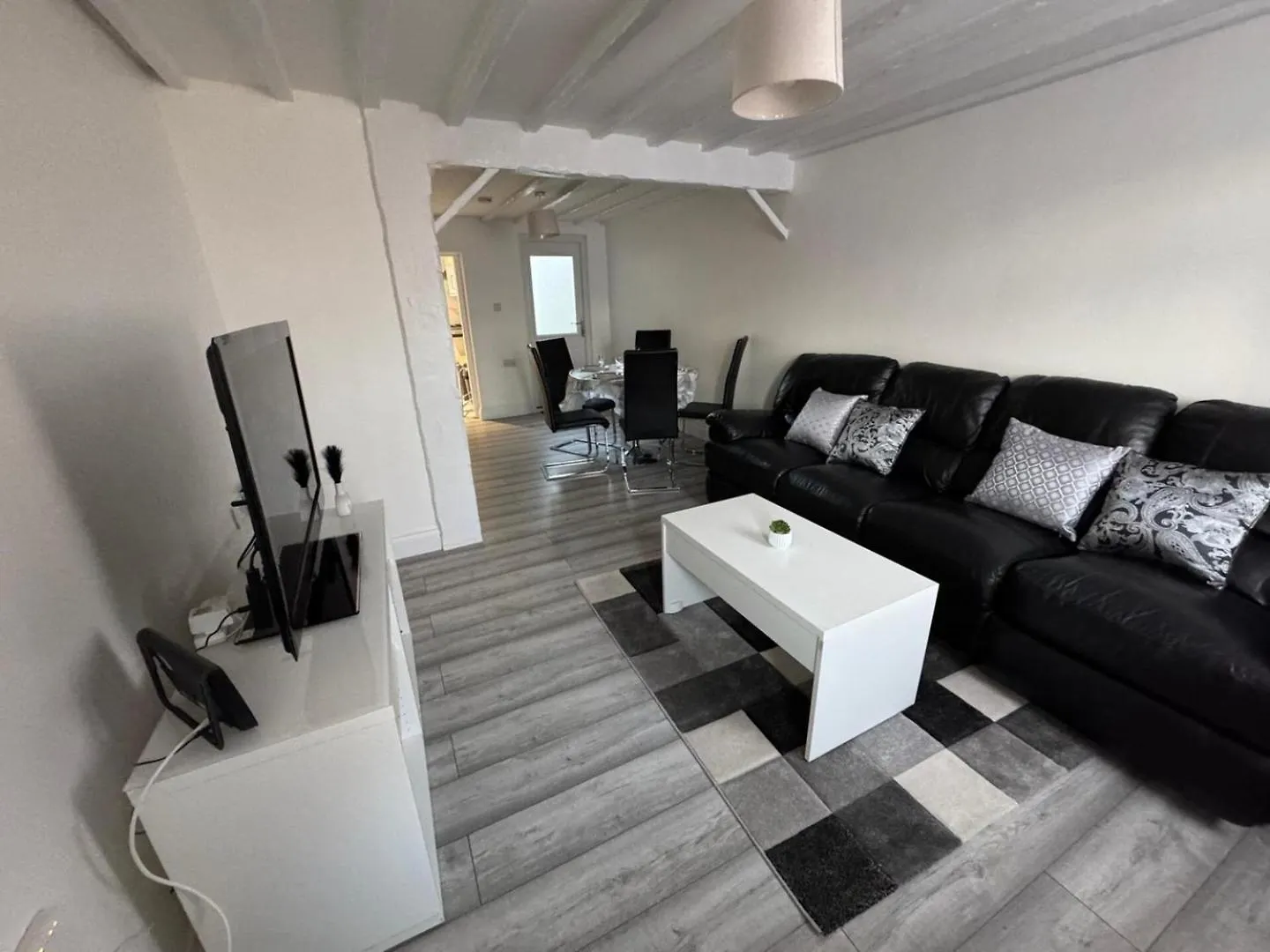Holiday home Charming 3B Home In East London - Cozy & Central Belvedere